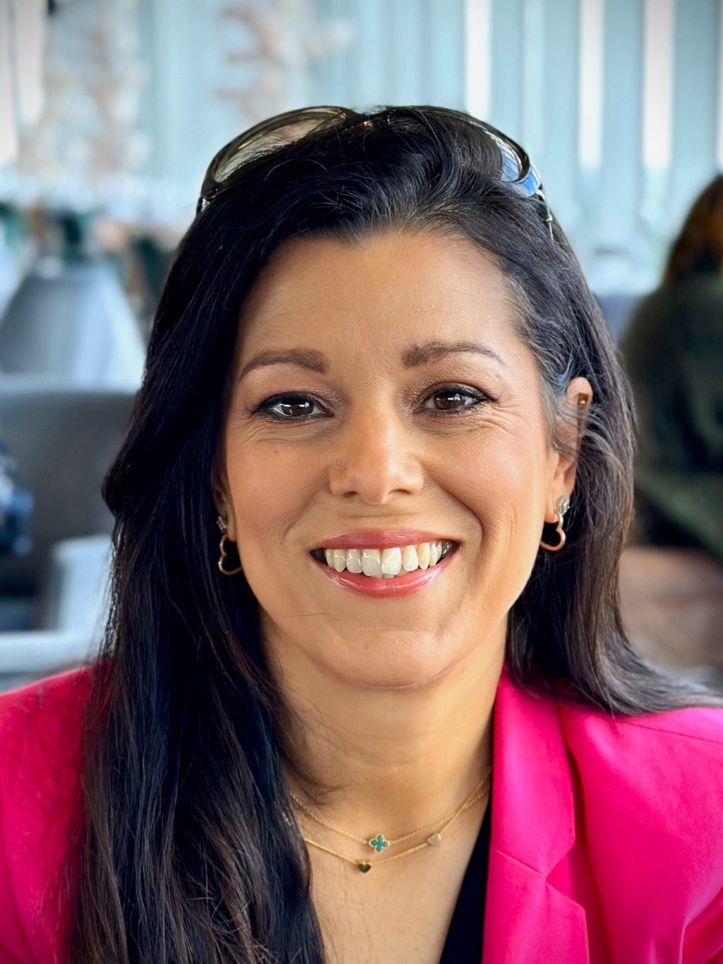 Founder of The Velvet Ribbon Wrapping Company Founder of The Velvet Ribbon Wrapping Company; Suzanne Brydon who owns the company which is based in Bedfordshire, UK.